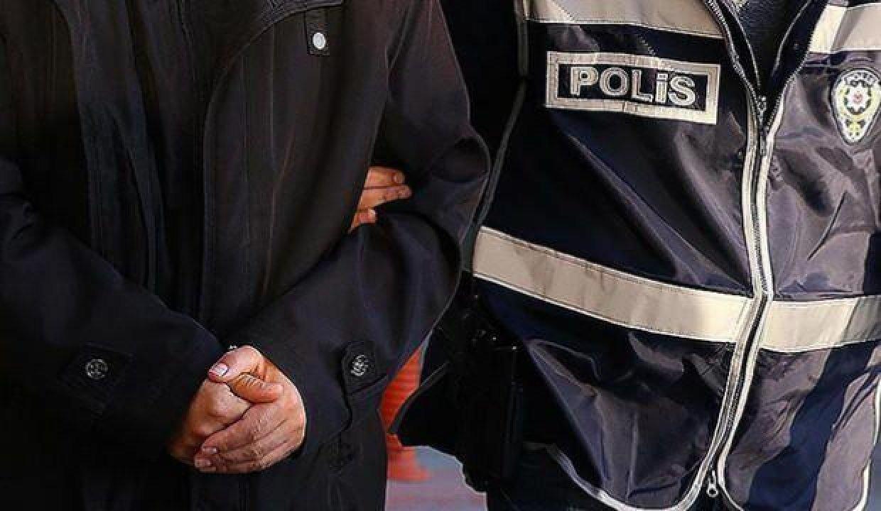 Uyuşturucu ve ka&ccedil;ak&ccedil;ılık operasyonlarında  8 kişi yakalandı