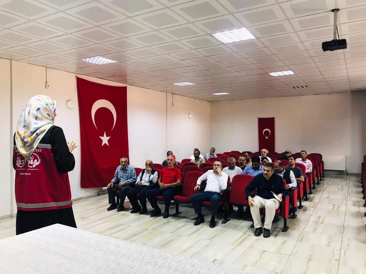 Baykan Belediyesi Personeline Aile ve Sosyal Hizmetler Eğitimi Verildi