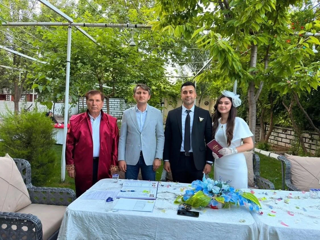 Baykan&rsquo;da Jandarma Komutanının Nikahını Başkan Lale Kıydı, Kaymakam &Ouml;zcan Şahitlik Etti