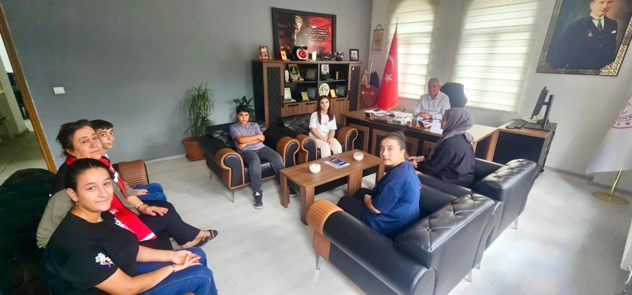 Eruh&rsquo;ta &ccedil;ocukların eğitim ve kariyer hedeflerine destek