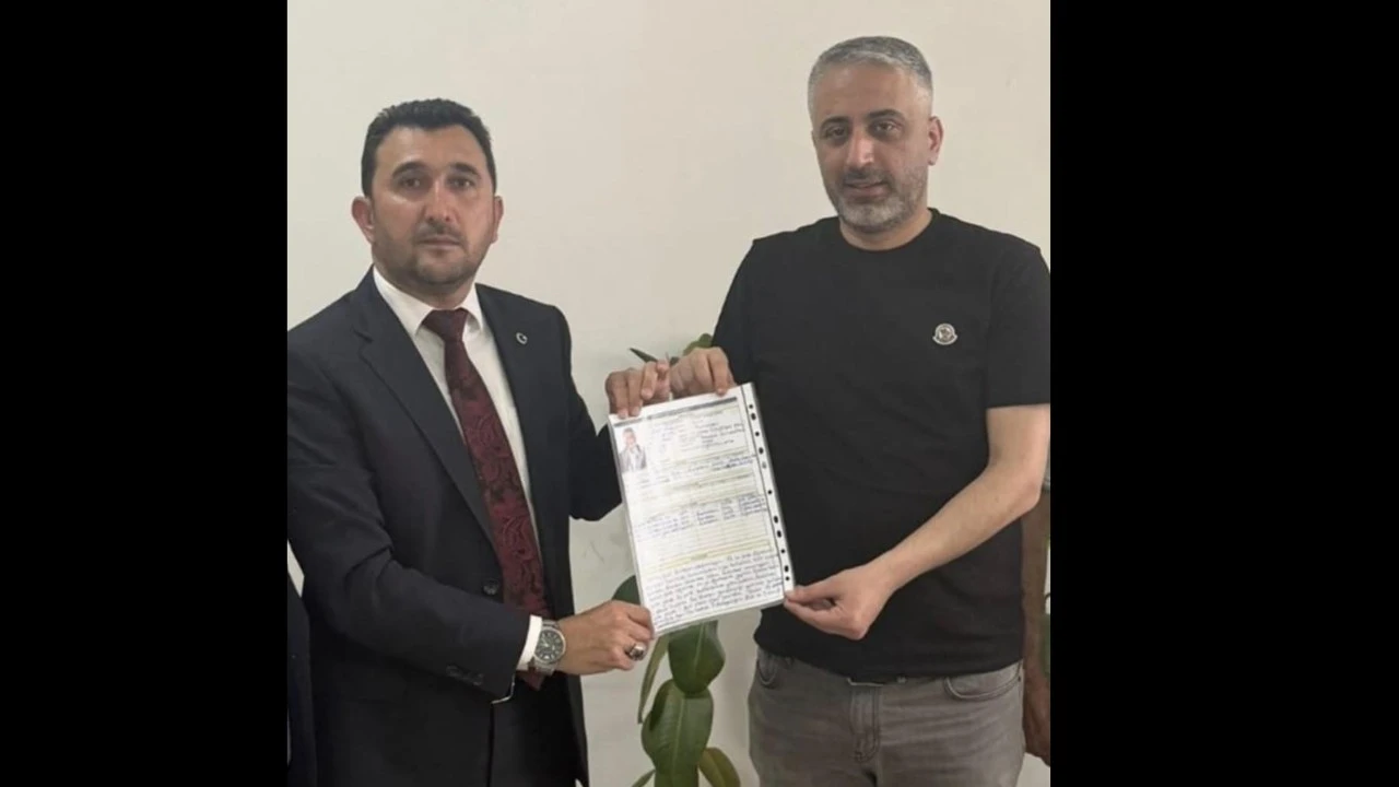 Eski İl Genel Meclisi &Uuml;yesi Cahit Sevgili, AK Parti İl Başkanlığına Resmen Aday Oldu