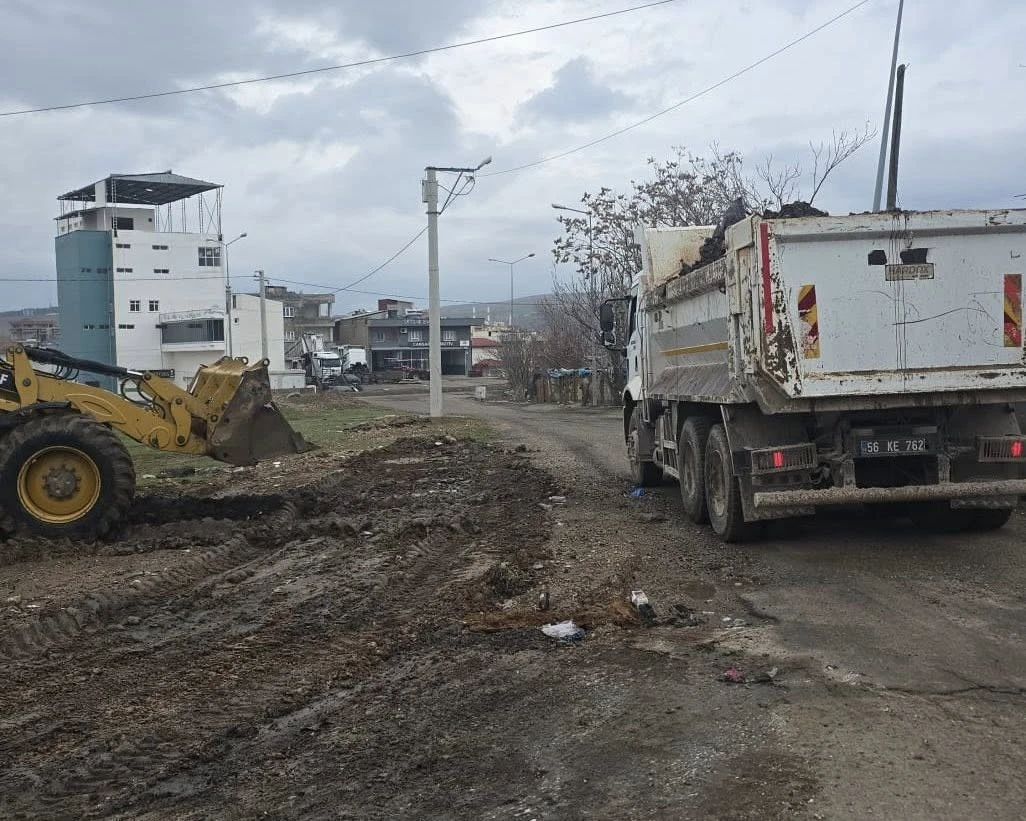 Kurtalan Belediyesi&rsquo;nden Soba K&uuml;l&uuml; Temizliği