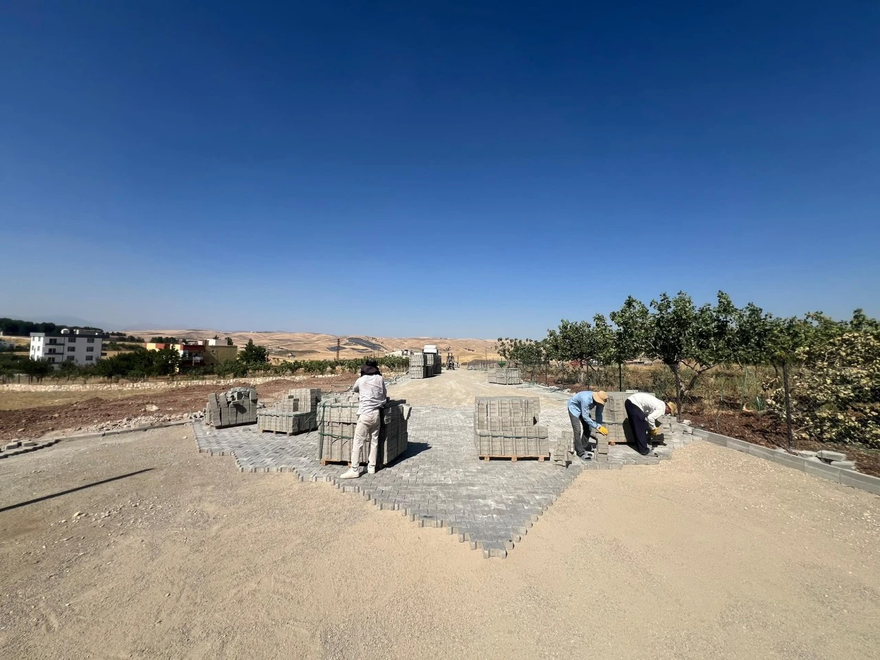 Kurtalan'da 80 Bin Metrekarelik Parke Taşı &Ccedil;alışmaları S&uuml;r&uuml;yor