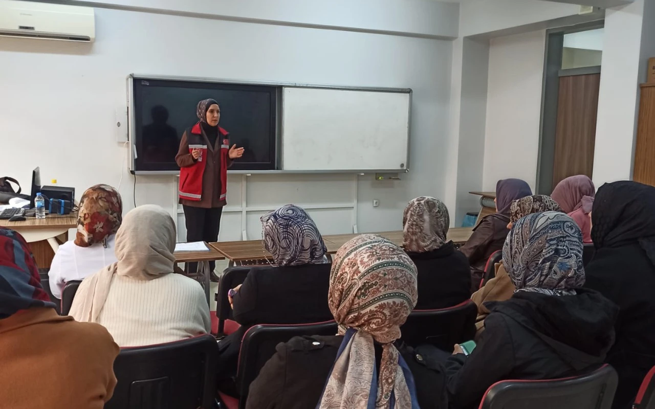 Kurtalan&rsquo;da KADES Tanıtımı Yapıldı, Şiddetle M&uuml;cadele Yolları Anlatıldı