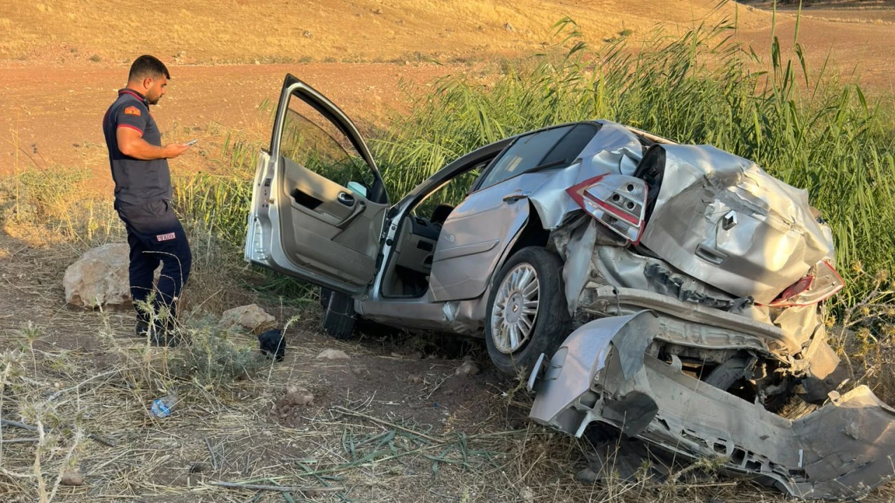 Kurtalan'da otomobilin devrildiği kazada 3 kişi yaralandı