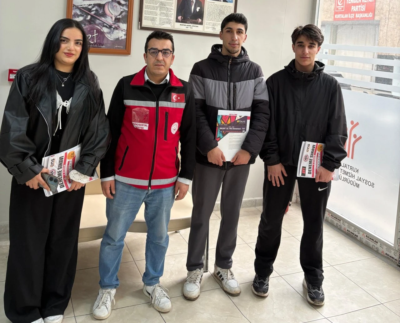 Kurtalan&rsquo;da &Uuml;niversite Sınavına Hazırlanan &Ouml;ğrencilere Deneme Desteği