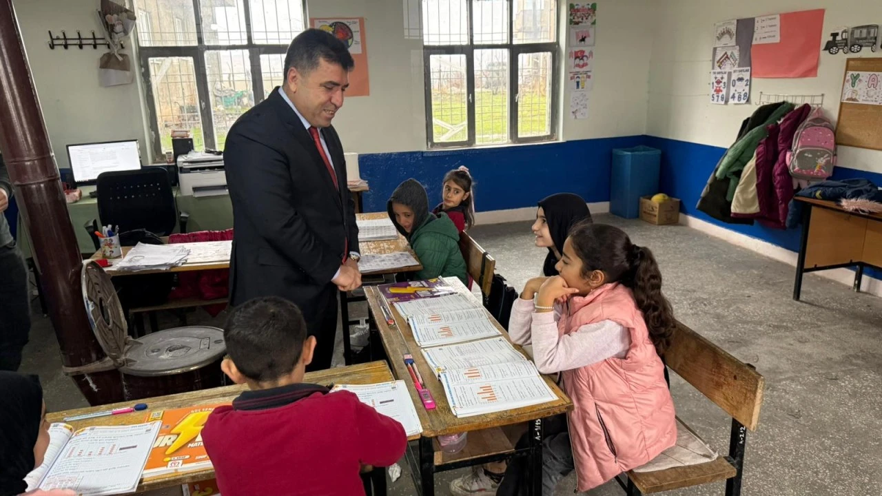 Kurtalan İl&ccedil;e Milli Eğitim M&uuml;d&uuml;r&uuml; Polat&rsquo;tan K&ouml;y Okullarına Ziyaret