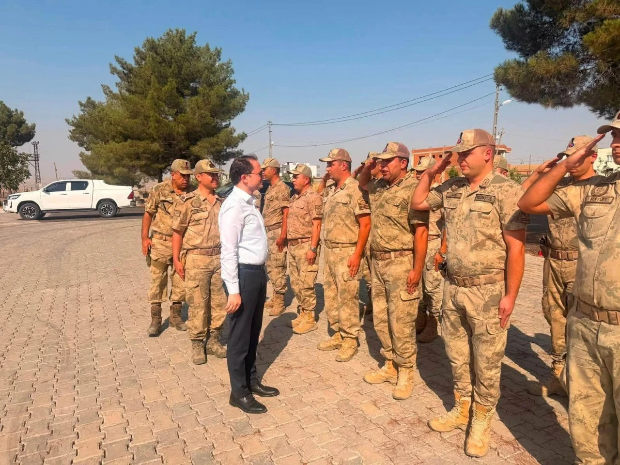 Kurtalan Kaymakamı Başara&rsquo;dan G&ouml;zpınar Jandarma Karakoluna Ziyaret