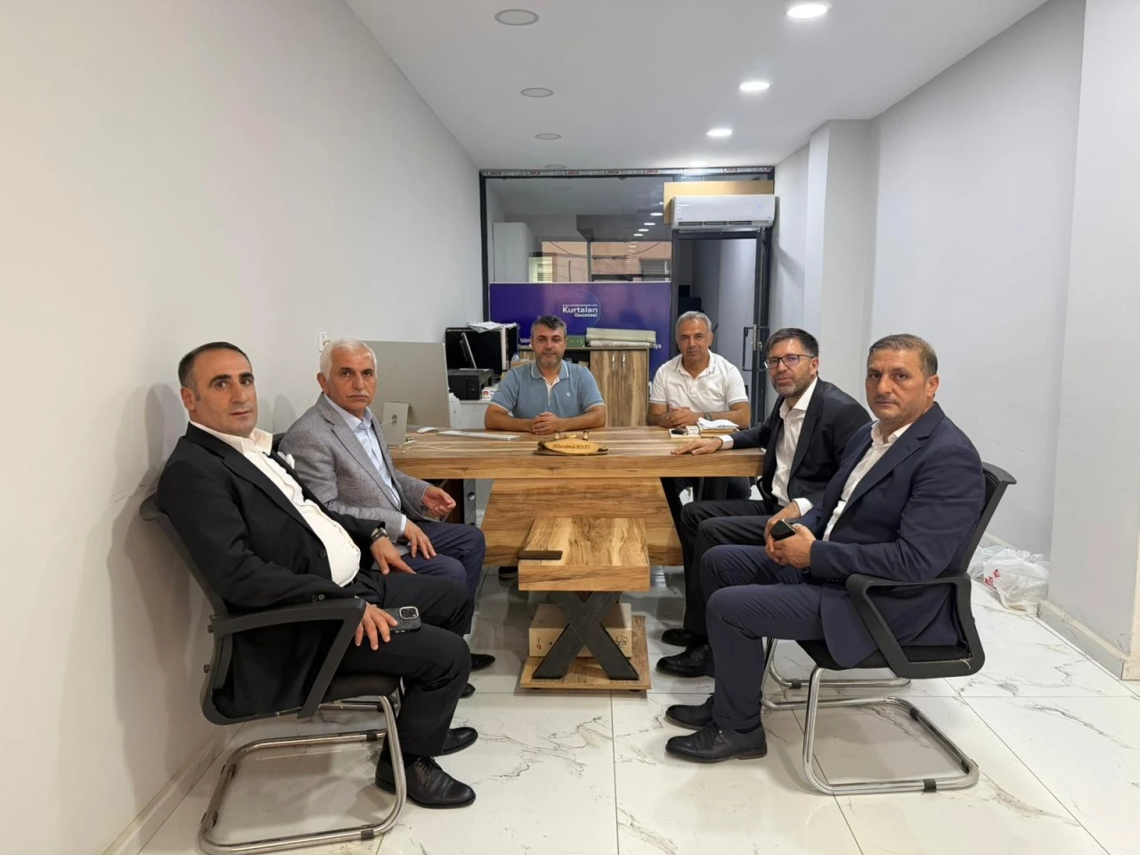 Mervan G&uuml;l ve AK Parti Heyetinden Gazetemize Ziyaret