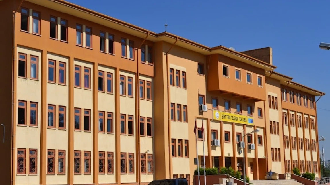 Okullar A&ccedil;ılıyor, Siirt&rsquo;te Onarım Daha Yeni Başlıyor!