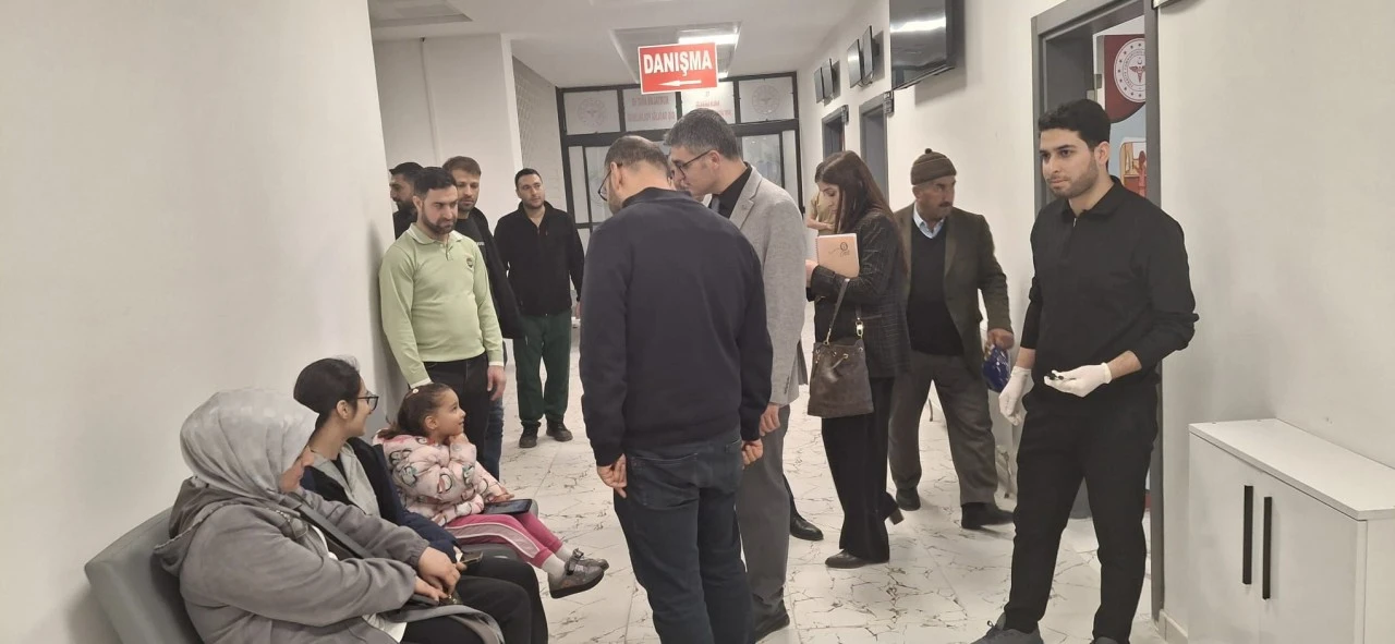 Sağlık M&uuml;d&uuml;r&uuml;nden Hizmete Başlayan Kurtalan Ağız ve Diş Sağlığı Merkezi&rsquo;ne Ziyaret 