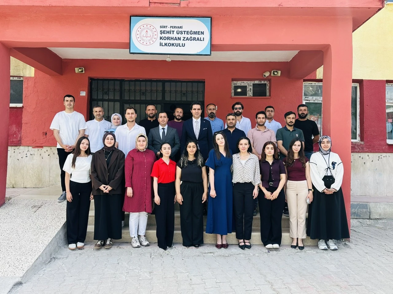 Siirt İl Milli Eğitim M&uuml;d&uuml;r&uuml; İlhan Saz Pervari&rsquo;de Okulları Ziyaret Etti