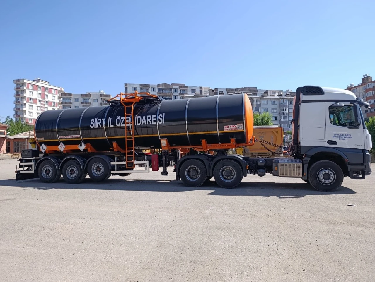 Siirt İl &Ouml;zel İdaresi Ara&ccedil; Filosunu G&uuml;&ccedil;lendirdi: Yeni Ara&ccedil; Hizmete Alındı