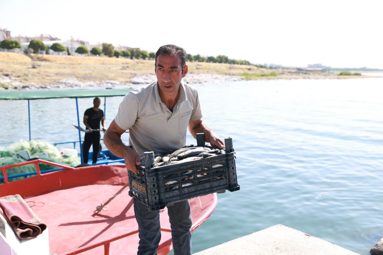 Siirt'in komşu ilinde balık&ccedil;ılar 90 g&uuml;n sonra "vira bismillah" dedi