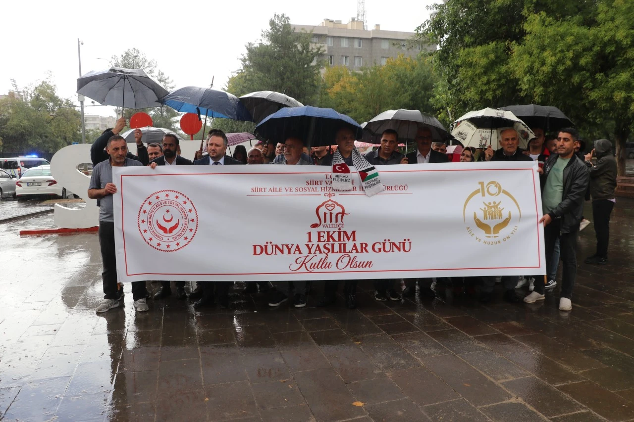 Siirt'te 1 Ekim D&uuml;nya Yaşlılar G&uuml;n&uuml; dolayısıyla y&uuml;r&uuml;y&uuml;ş yapıldı