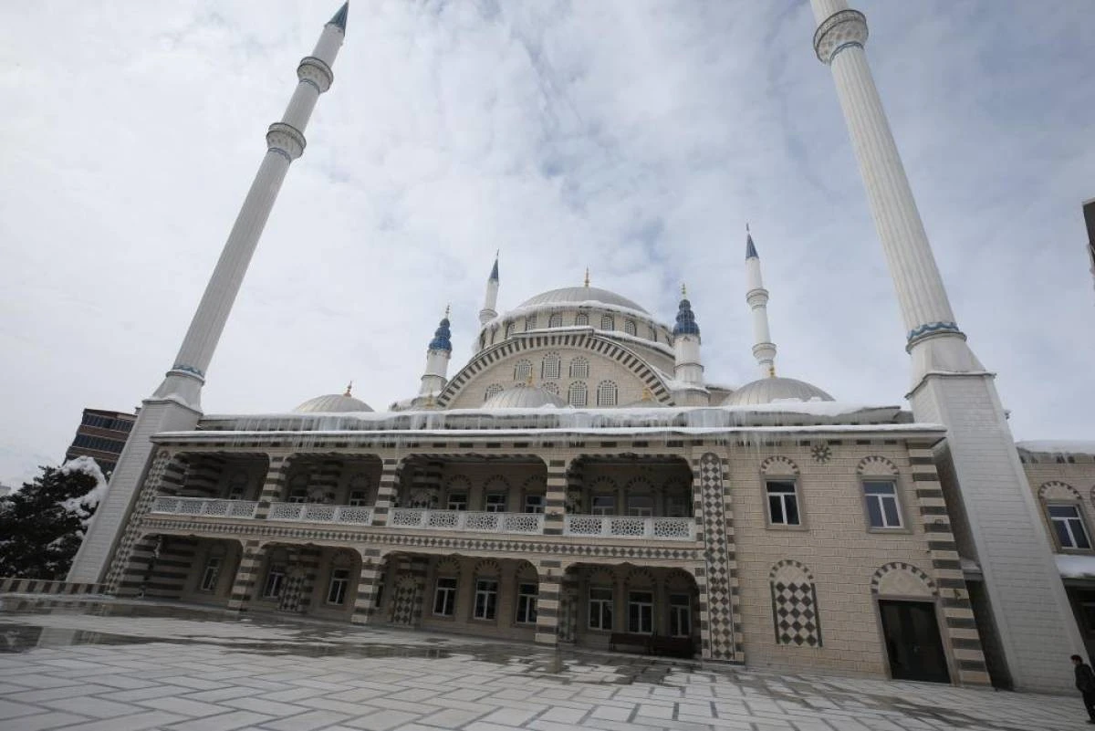 Siirt'te 15 Temmuz'un 10. Yılında T&uuml;m Camilerde Sela Okunacak