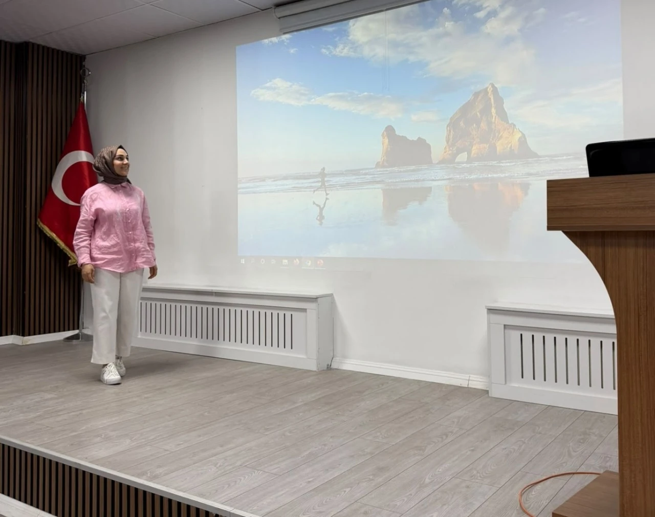 Siirt'te Aile Hekimlerine G&uuml;ncel Tıp Eğitimi! &ldquo;Tek Sağlık ve Akılcı İla&ccedil;&rdquo; Programı Tamamlandı