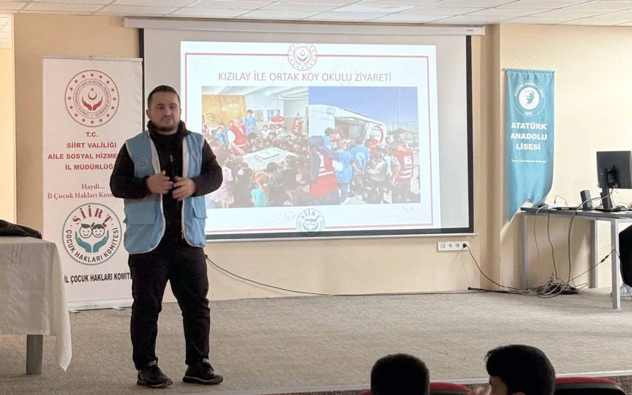 Siirt&rsquo;te &Ccedil;ocuk Hakları Komitesi Sahaya İndi! &Ouml;ğrencilere Hak ve Sorumluluklar Anlatıldı