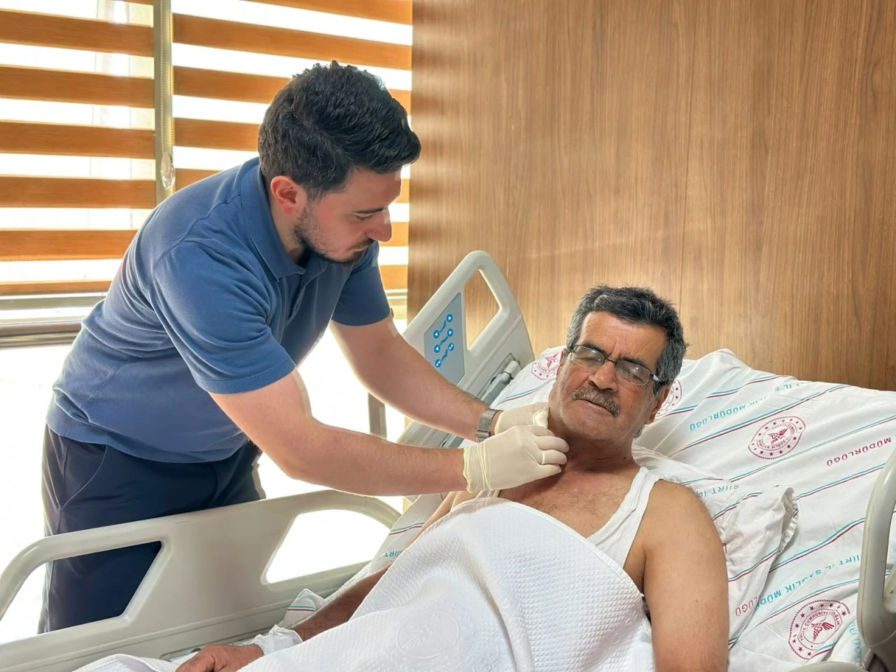 Siirt'te Fel&ccedil; Riski Taşıyan Hasta Şah Damarı Ameliyatıyla Sağlığına Kavuştu