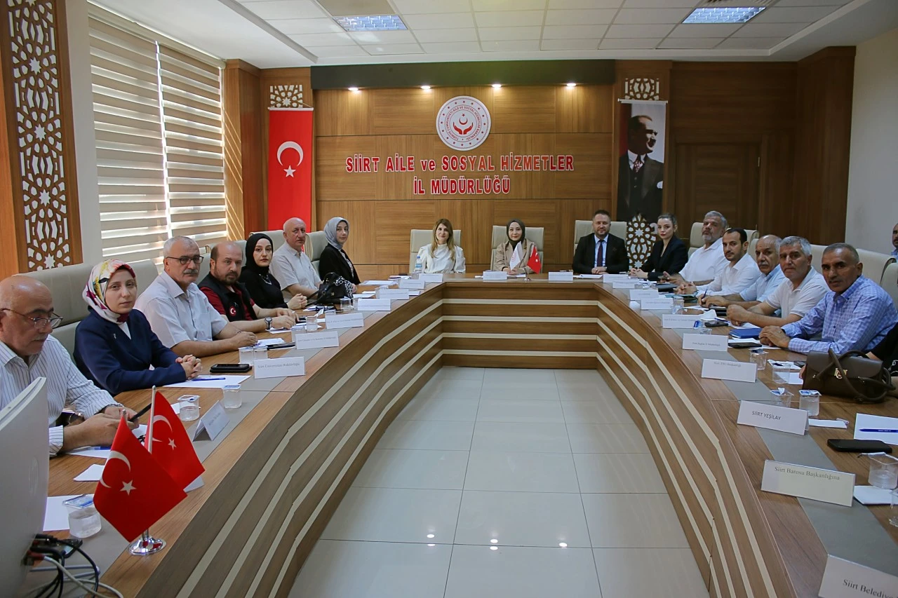 Siirt'te Kadına Y&ouml;nelik Şiddetle M&uuml;cadelede Kurumlar Bir Araya Geldi