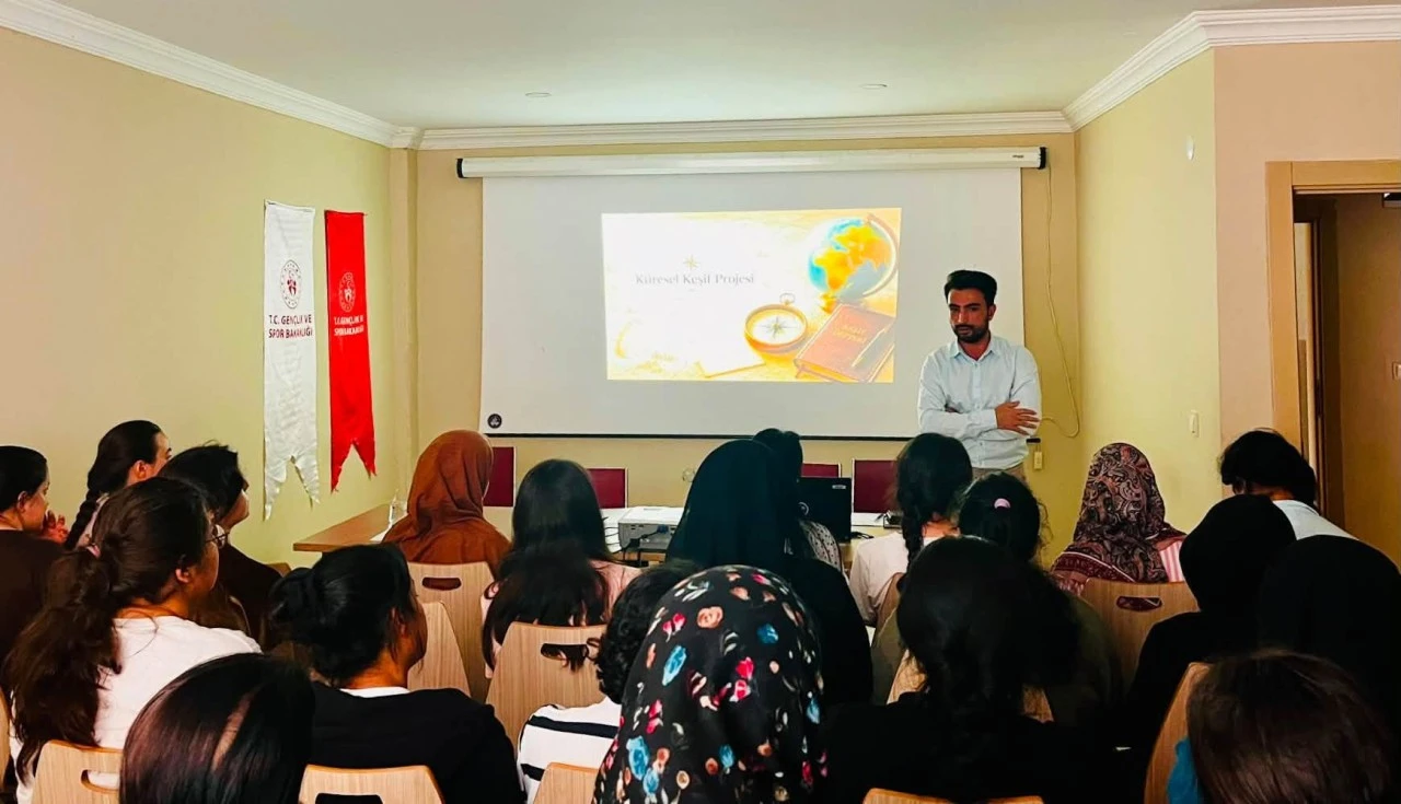 Siirt&rsquo;te &ouml;ğrenciler i&ccedil;in yurda uyum toplantısı d&uuml;zenlendi