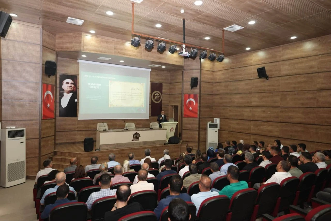 Siirt&rsquo;te Osmanlı T&uuml;rk&ccedil;esi Eğitim Programı a&ccedil;ıldı