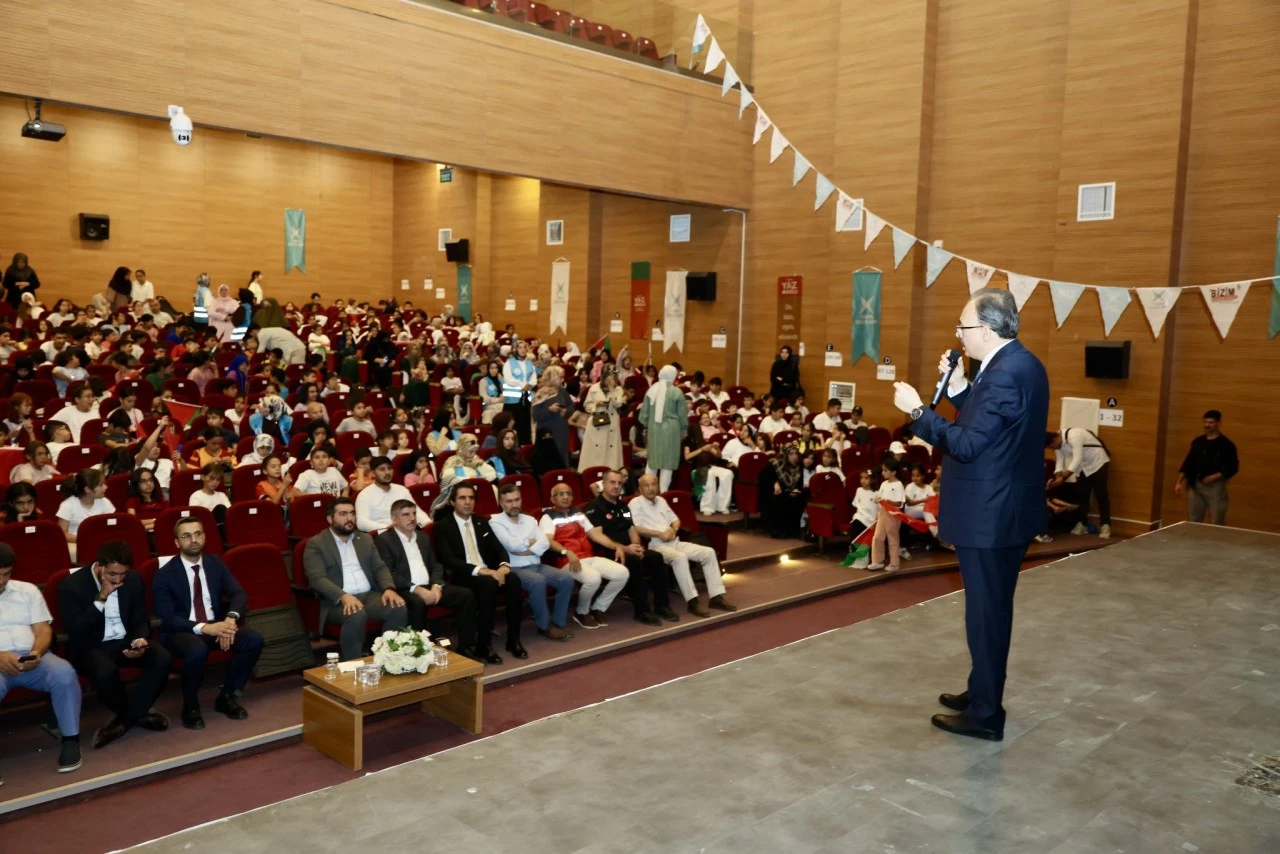 Siirt&rsquo;te T&Uuml;GVA Yaz Okulu Kapanış Programı D&uuml;zenlendi