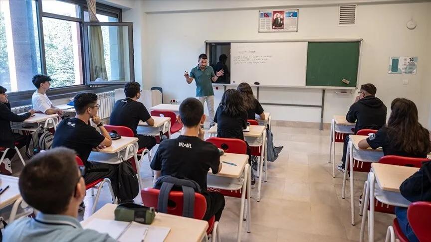 Siirt&rsquo;te &Uuml;cretli &Ouml;ğretmenlik Başvuruları Başlıyor: Tarihler Belli Oldu