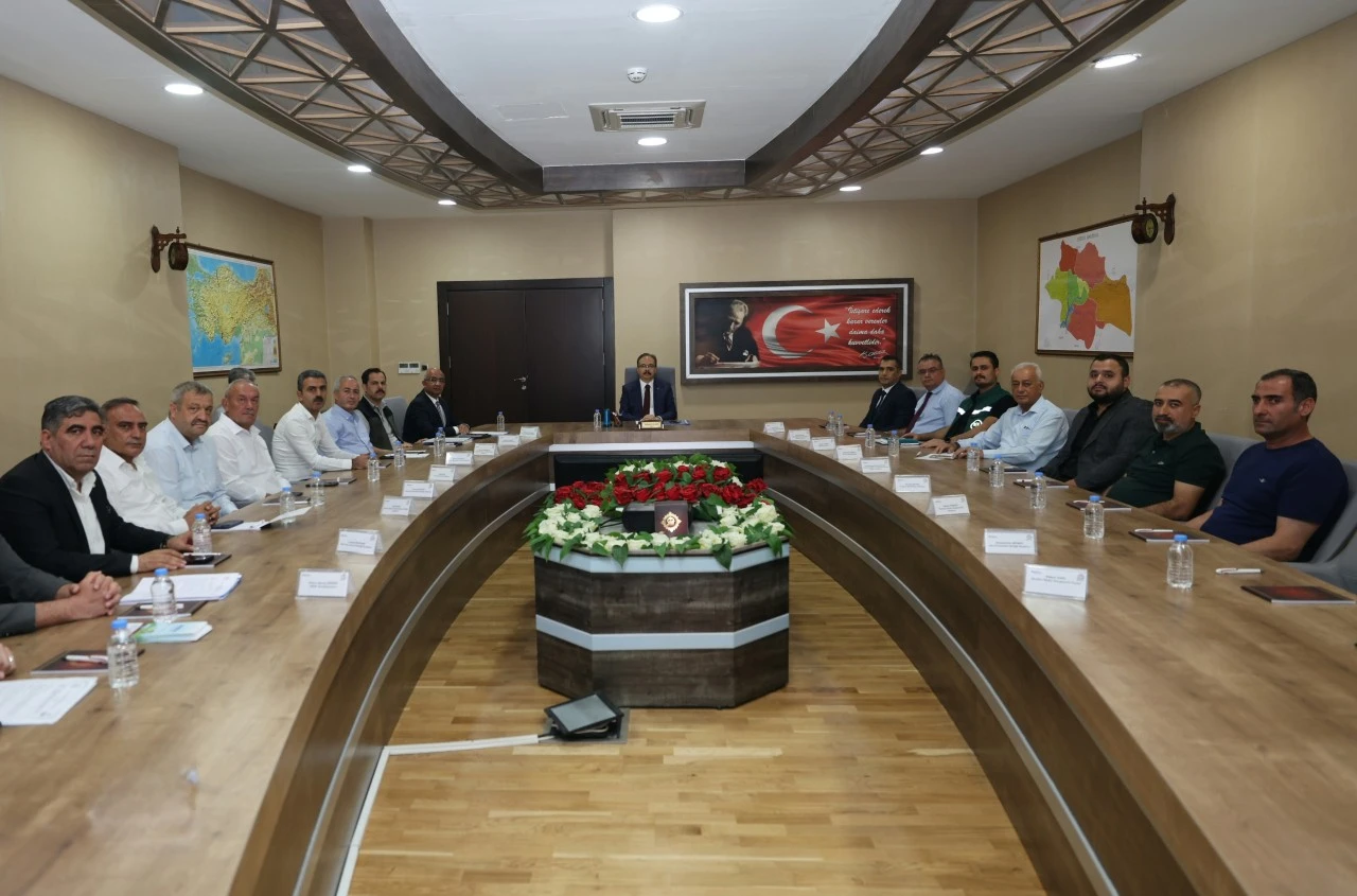 Siirt&rsquo;te &uuml;retim artacak mı? Tarım zirvesinde alınan kararlar a&ccedil;ıklandı