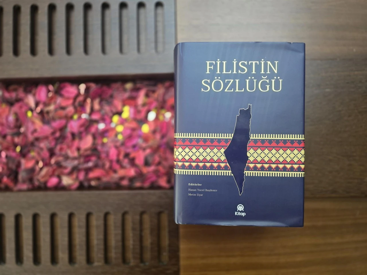 Siirt &Uuml;niversitesi Akademisyenlerinden "Filistin S&ouml;zl&uuml;ğ&uuml;"ne Bilimsel Katkı
