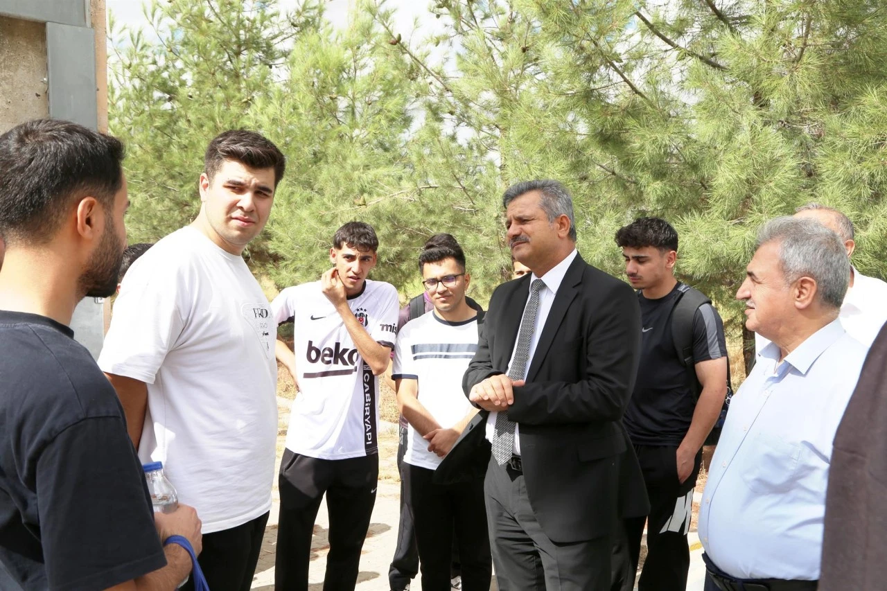Siirt &Uuml;niversitesi&rsquo;nde Yeni D&ouml;nem Başladı! Rekt&ouml;r Şındak &Ouml;ğrencilerle Buluştu