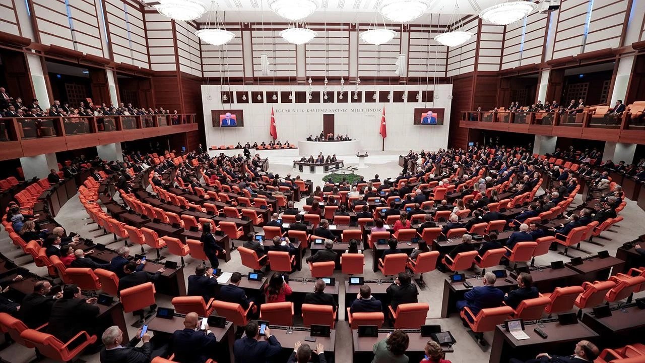 T&uuml;rkiye i&ccedil;in tarihi g&uuml;n: Teklif bug&uuml;n Genel Kurul&rsquo;da