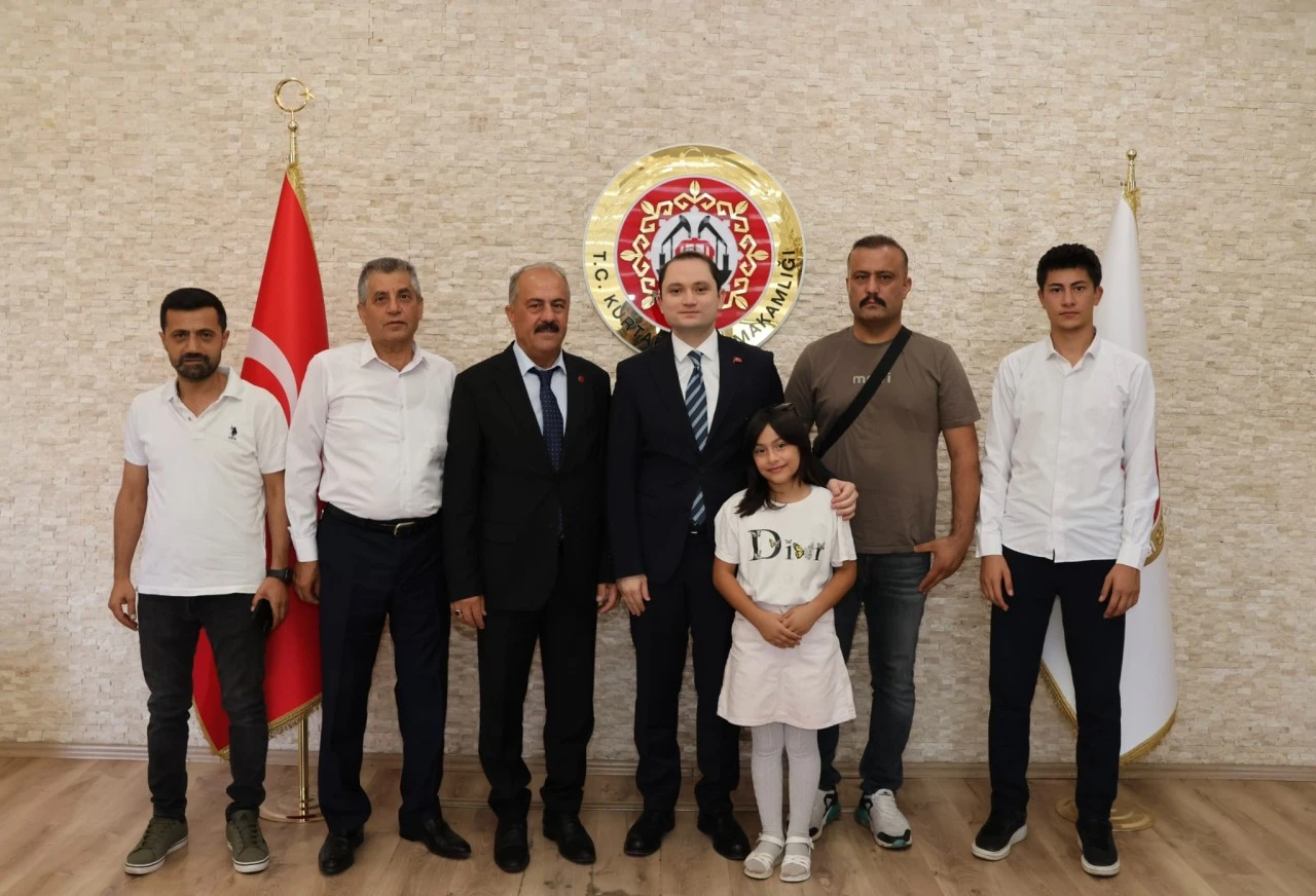 Yeniden Refah Partisi'nden Kurtalan Kaymakamı Salih Başar'a Hayırlı Olsun Ziyareti