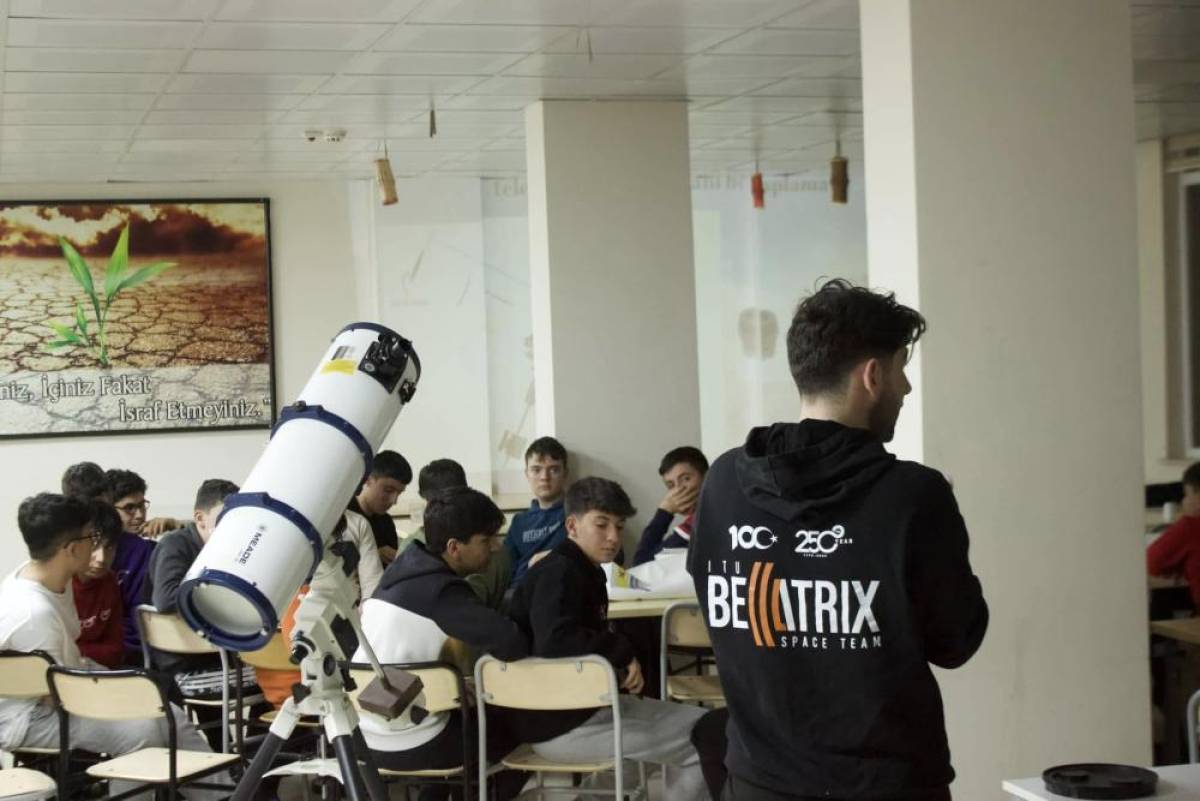 İTÜ "Bellatrix Uzay Takımı Doğanşehir'de öğrencilere eğitim verdi
