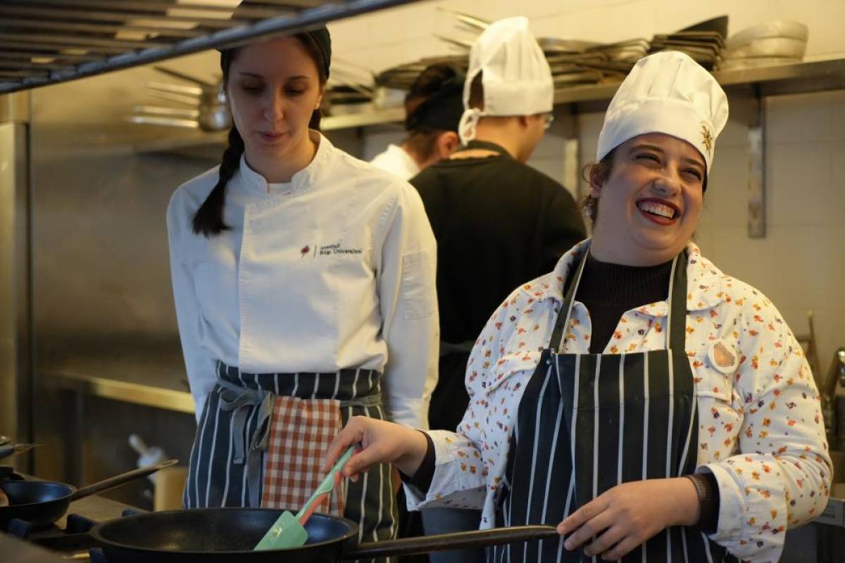 Bilgi Üniversitesi, görme engellilere yönelik mutfak atölyesi düzenledi