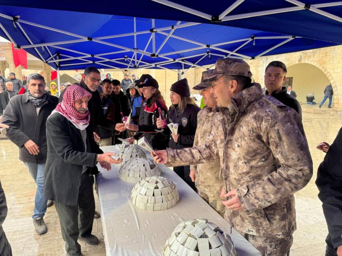 Şanlıurfa'da 6 Şubat depremlerinde hayatını kaybedenler için mevlit okutuldu