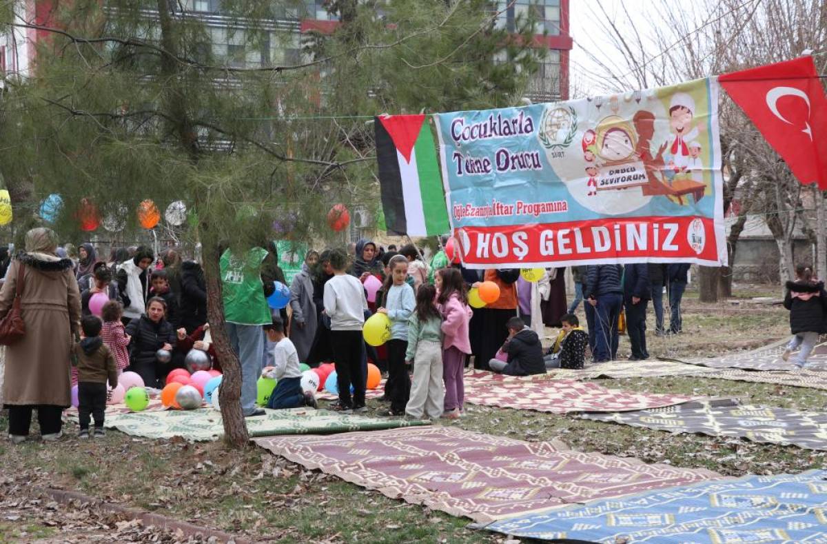 Siirt'te çocuklara yönelik "tekne orucu" etkinliği düzenlendi