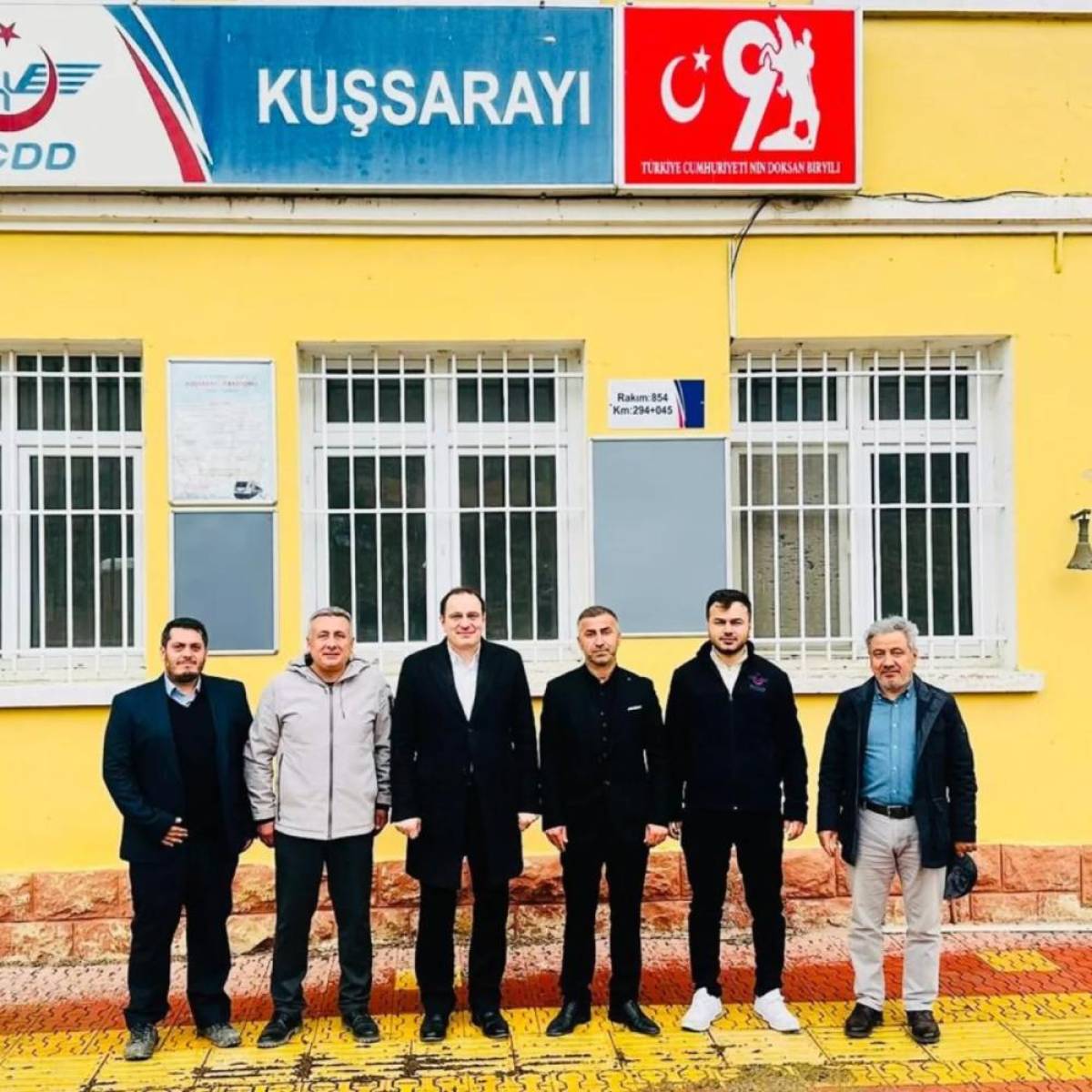 Baskil Kaymakamı Türker, Kuşsarayı Tren İstasyonu'nda inceleme yaptı