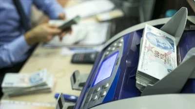 1 Mayıs&rsquo;ta Bankalar A&ccedil;ık mı, Kapalı mı? Ziraat, Halkbank, VakıfBank, Akbank, Garanti BBVA ve T&uuml;m Bankaların &Ccedil;alışma Durumu