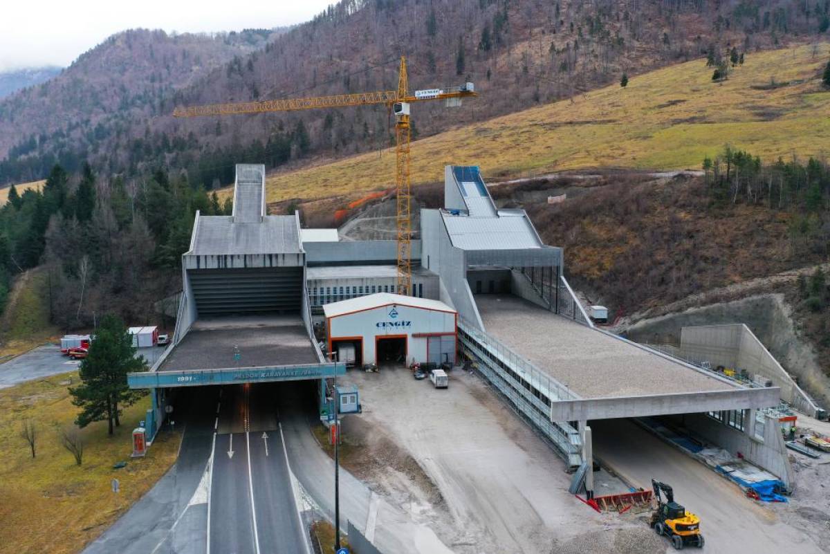 Karavanke Tüneli 2026'nın ilk çeyreğinde trafiğe açılacak