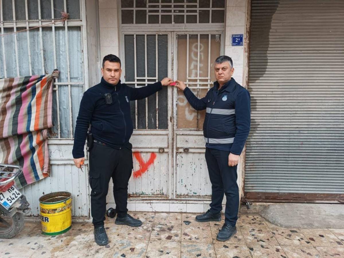 Şanlıurfa'da hijyen kurallarına uymayan tatlıcı mühürlendi