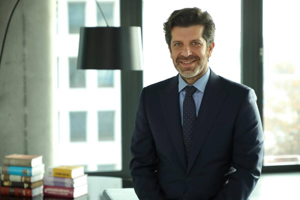 EY, üretken yapay zekanın iş gücü piyasasına etkilerini içeren raporunu yayımladı