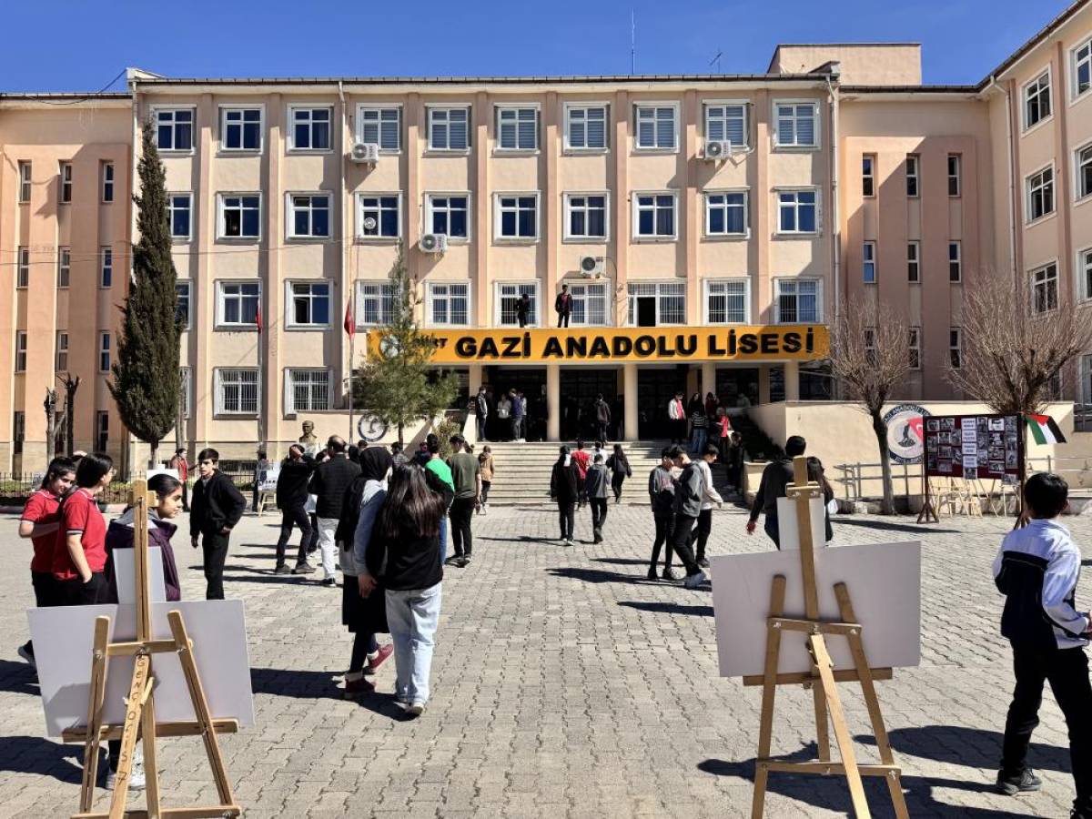 Siirt'te "Fotoğraflarla Kudüs" sergisi açıldı