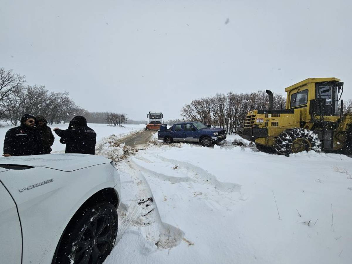 Elazığ'da kar nedeniyle 530 yerleşim yerine ulaşım sağlanamıyor