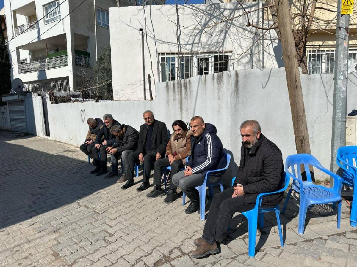 Hayatını kaybeden "Kahtalı Mıçe" olarak tanınan sanatçı Mustafa Kahtalı'nın memleketinde hüzün hakim