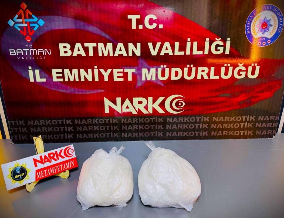 Batman'da bir otomobilde 2 kilo 66 gram metamfetamin ele geçirildi