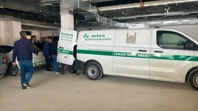 16 yaşındaki kız &ccedil;ocuğu evde silahla vurulmuş halde &ouml;l&uuml; bulundu