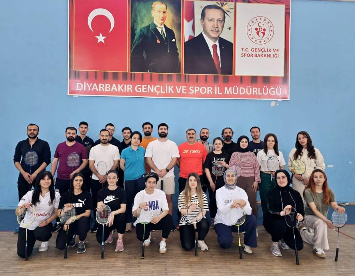 Diyarbakır'da "2. Kademe Badminton Antrenörlük Kursu" başladı
