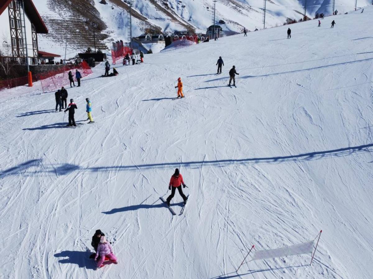 Palandöken gurbetçiler aracılığıyla da Avrupa'dan turist çekiyor