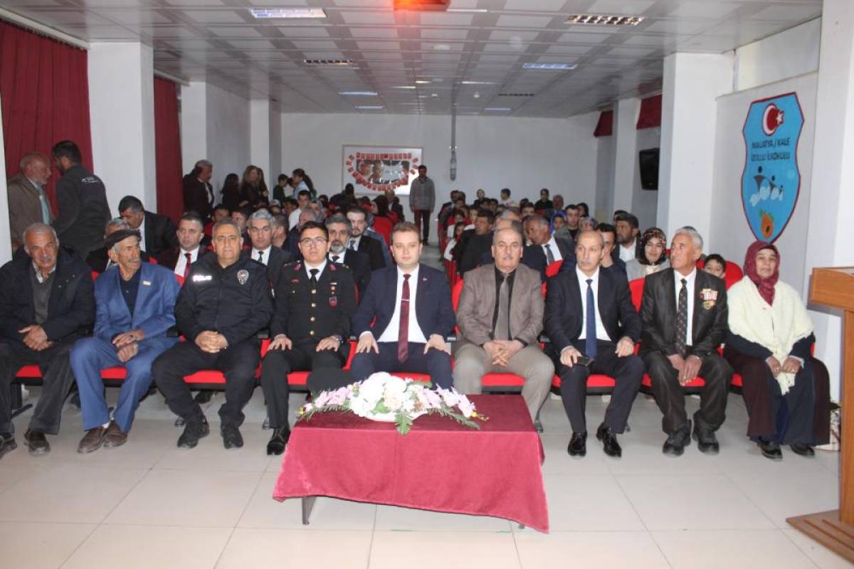 Malatya'da 18 Mart Şehitleri Anma Günü ve Çanakkale Deniz Zaferi'nin 110. yıl dönümü törenleri